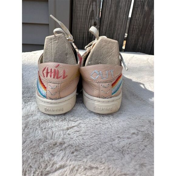 Soludos Women's Pink Rainbow Wave Sneakers Size 10 Embroidered Lace-Up - Picture 6 of 11